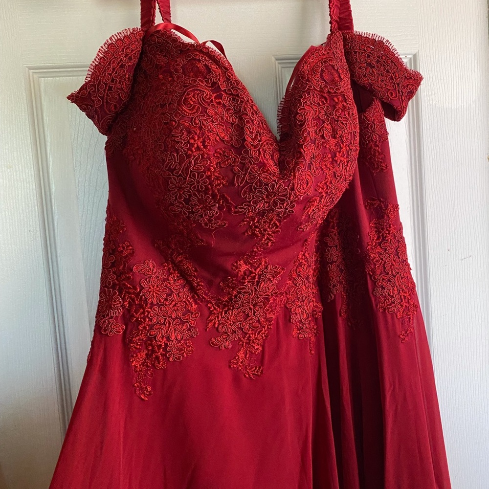 Wedding dress